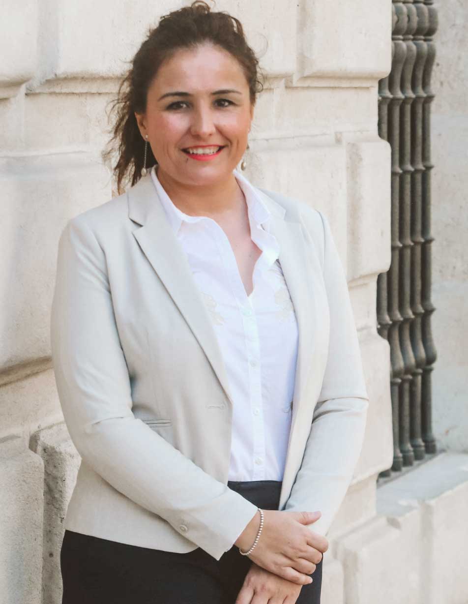 Eva Mª Lobato Ballesteros
